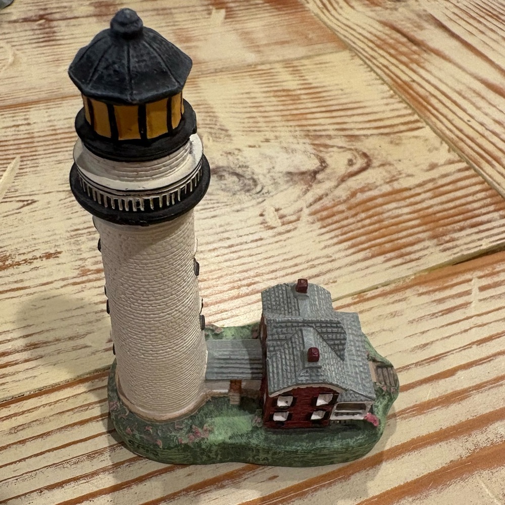 St. Simon Island, Georgia. Spoontiques #009148. Resin Collectable.